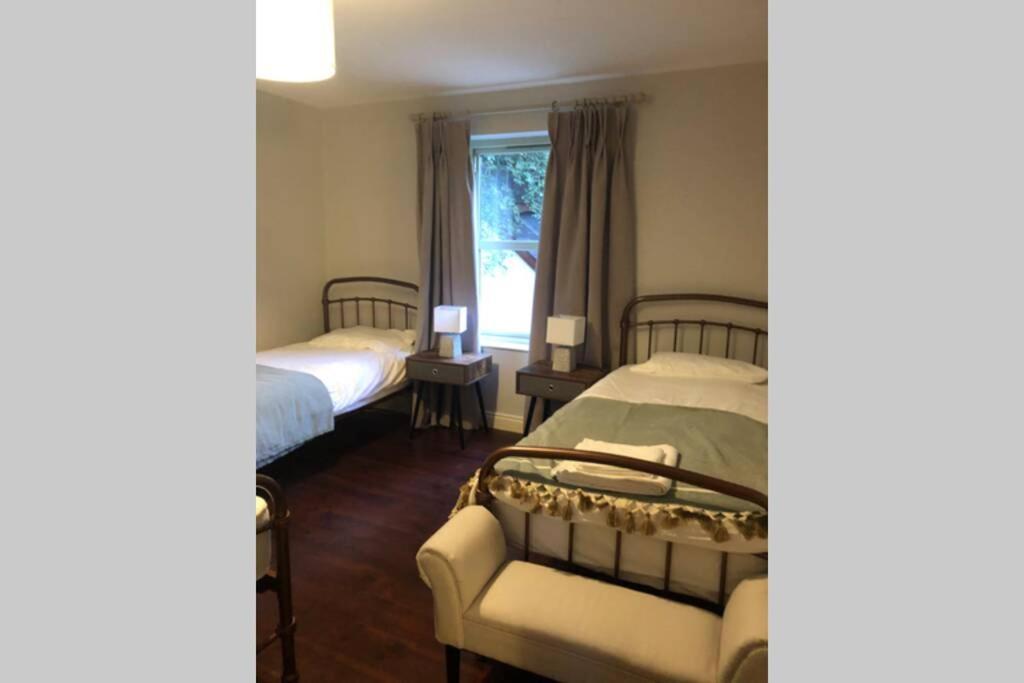 Ballyheifer House - A Beautiful 5 Bedroom Home. Махерафелт Екстериор снимка